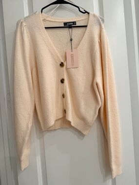 Missguided Cream V-Neck Button Front Cardigan